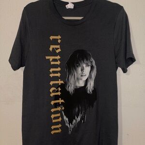 Taylor Swift reputation Stadium Tour Dateback T-Shirt
